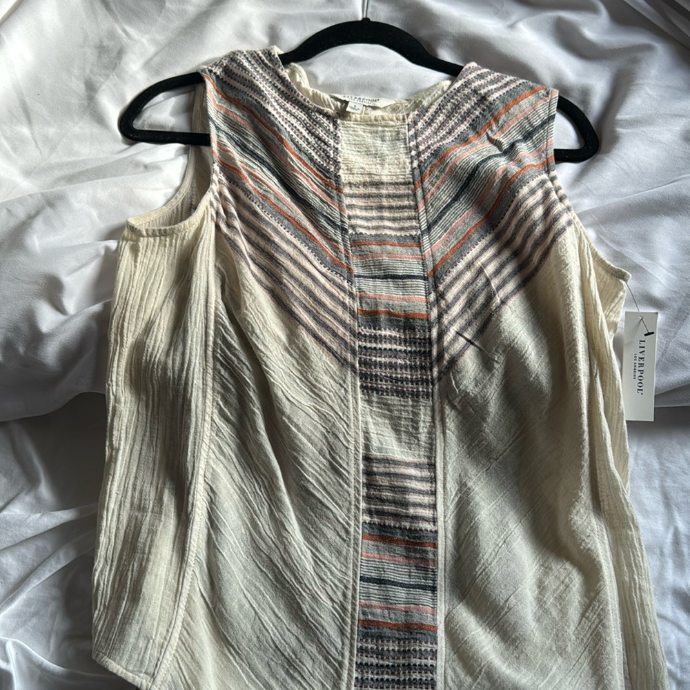 Light weight blouse cotton and rayon